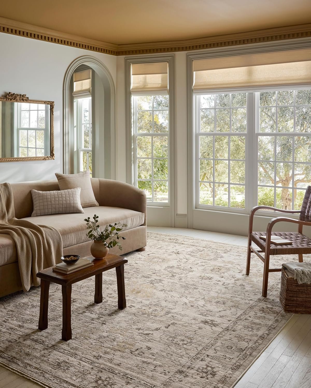 Loloi Magnolia Home by Joanna Gaines Pace Collection PAC-01 Natural/Stone 9′-6″ x 12′-3″ Area Rug